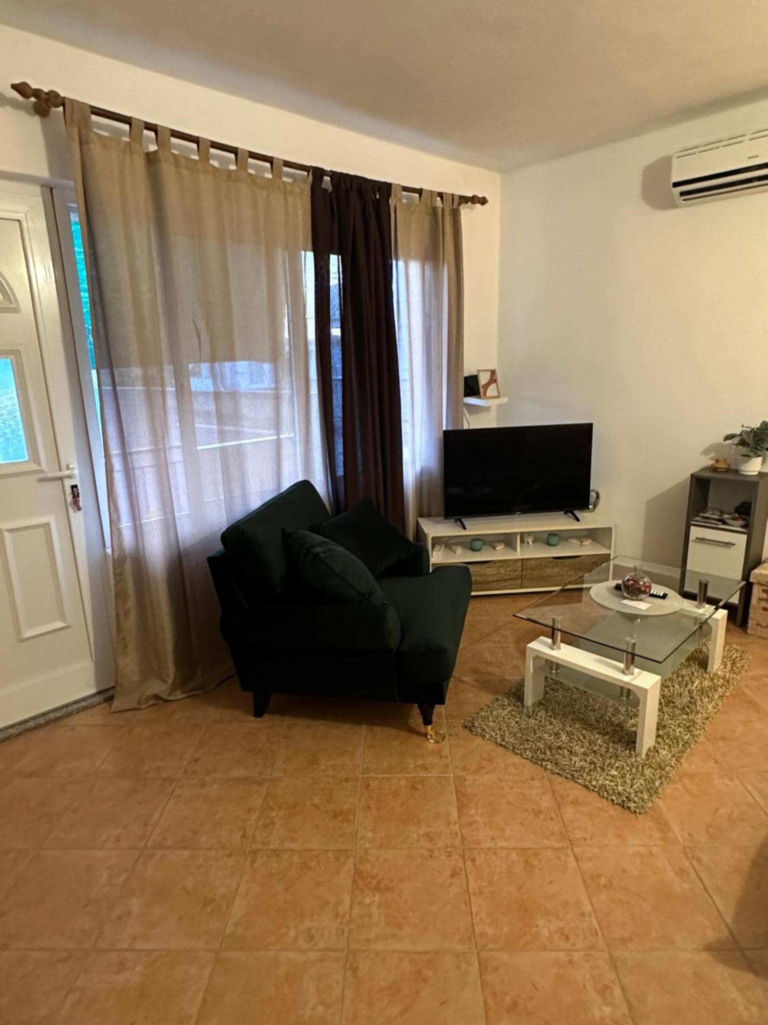 Apartments Vala 베티나 외부 사진